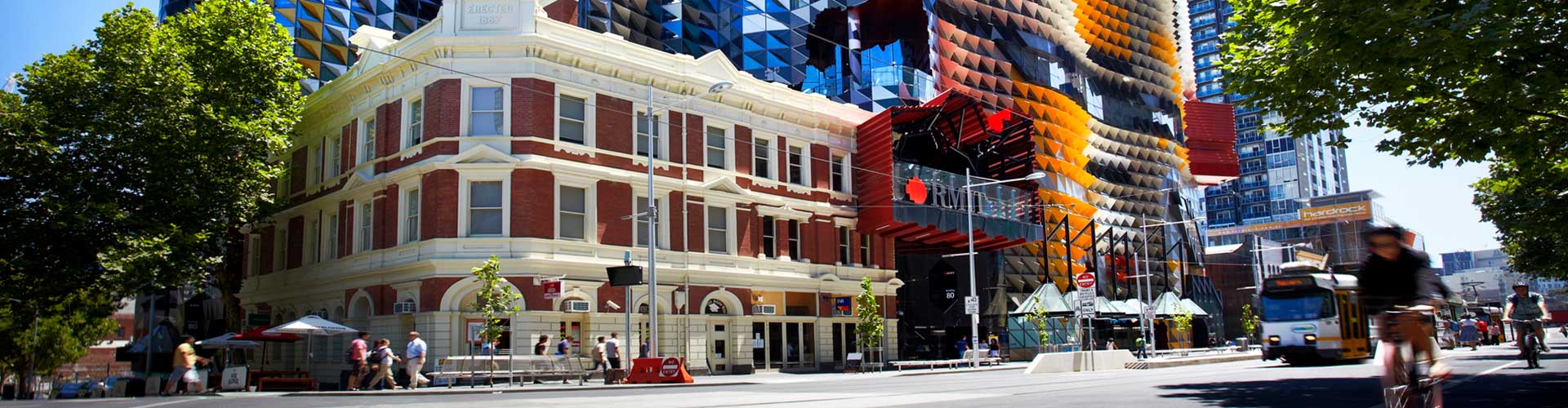 Swanston Street and Building 80, Swanston Academic Building